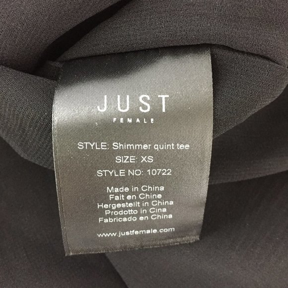 NWT JUST FEMALE Mini Pleat Shimmer Quint Tee Shirt - Picture 4 of 10